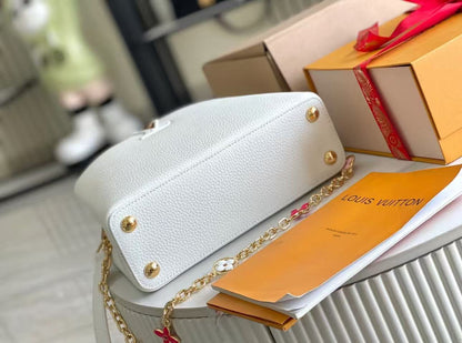 Louis Vuitton Capucines MM White Flower Strap - 31.5 x 20 x 11 cm