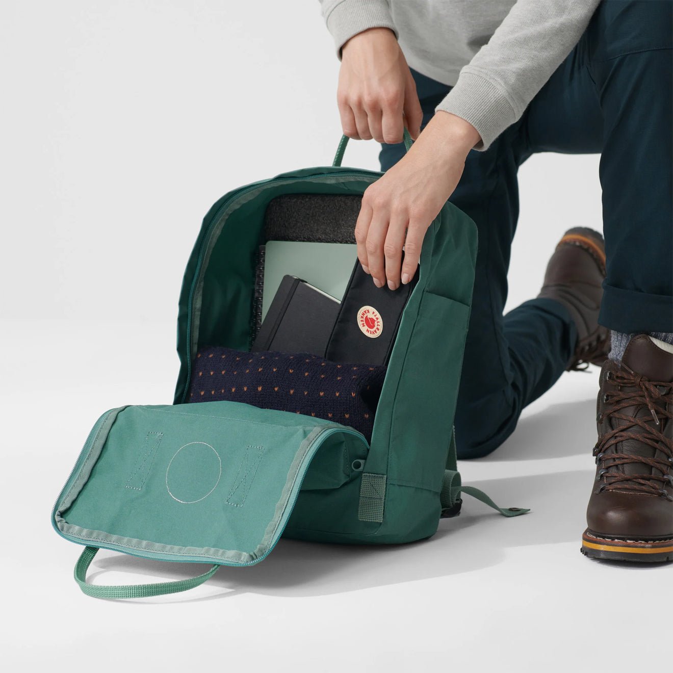 Fjallraven Kanken Classic Backpack Green